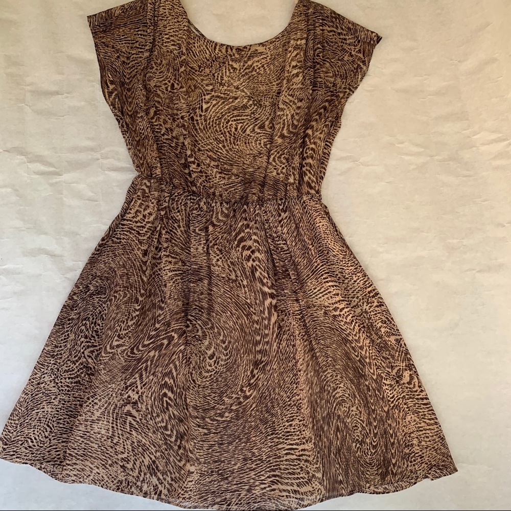 Alice + Olivia patterned dress size XS